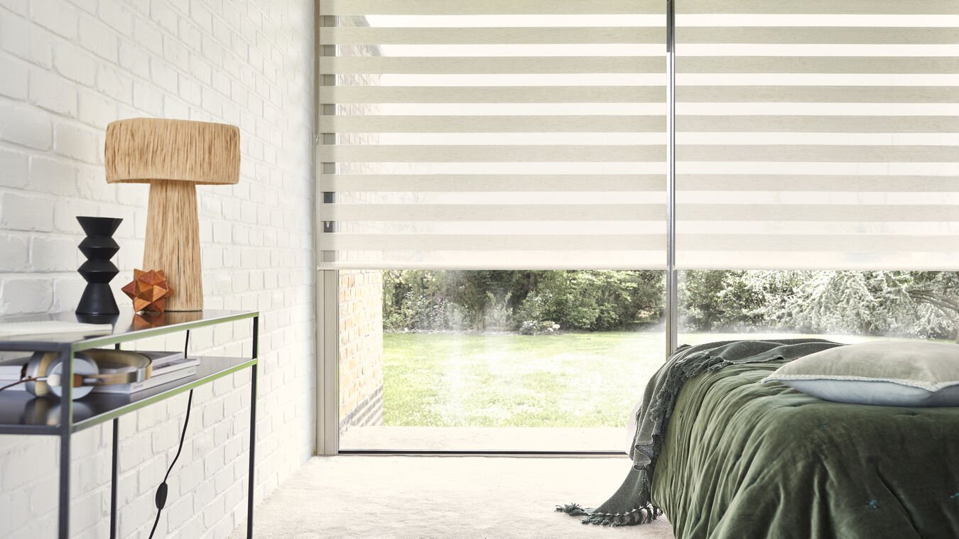Cortinas roller duo salon Lima — proyecto completo La Casa del Estor